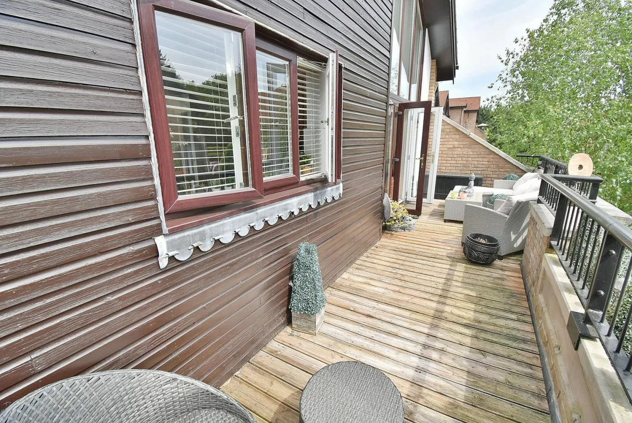 Longham Court, BH22, photo 19