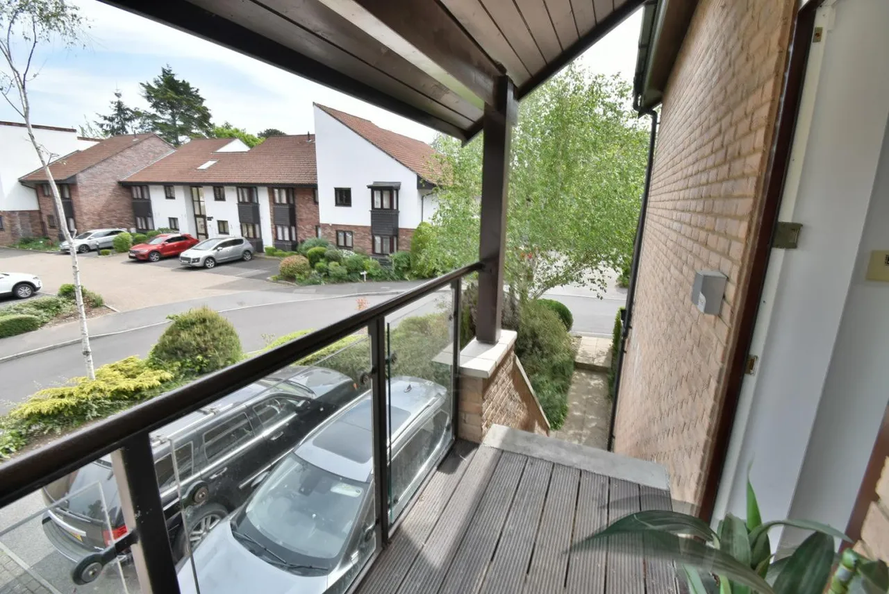 Longham Court, BH22, photo 11