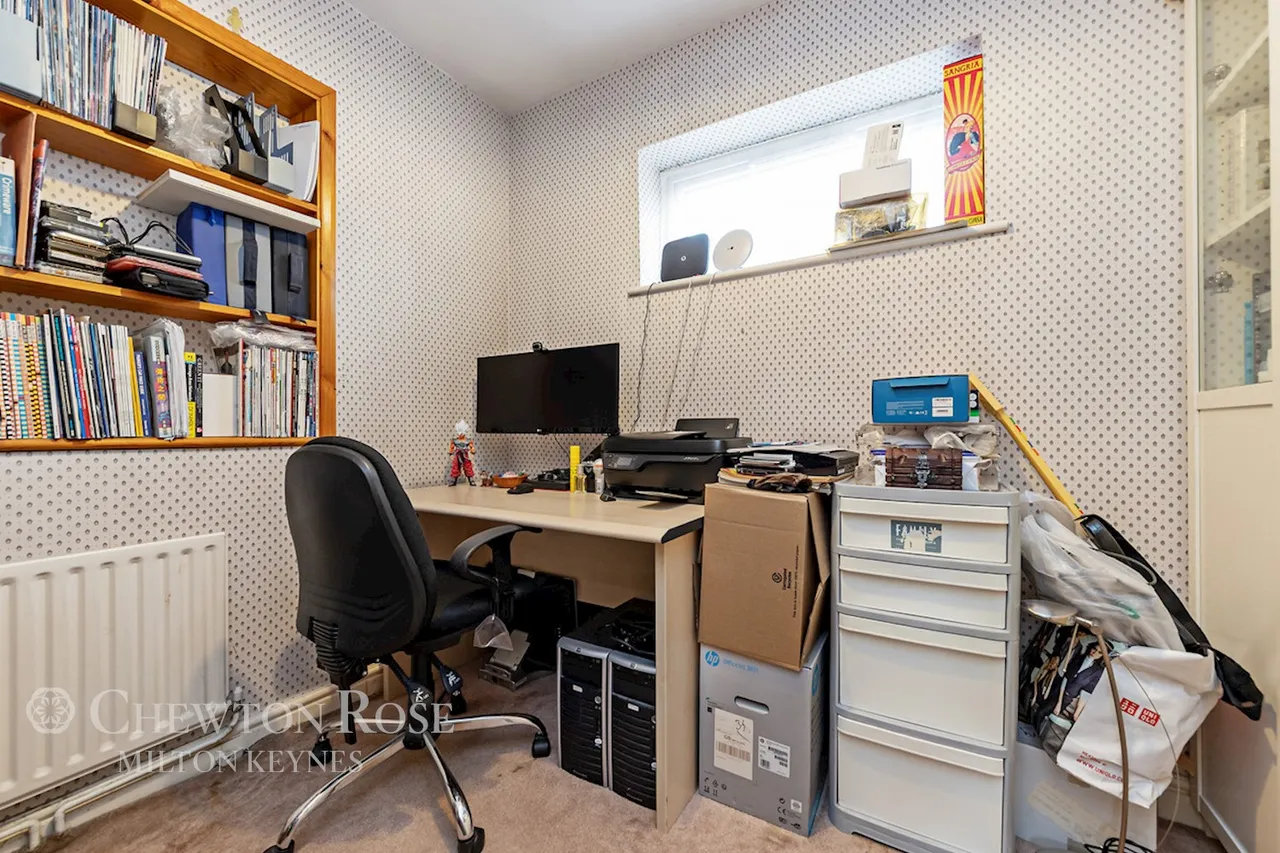 Wedgwood Avenue, Milton Blakelands, photo 20