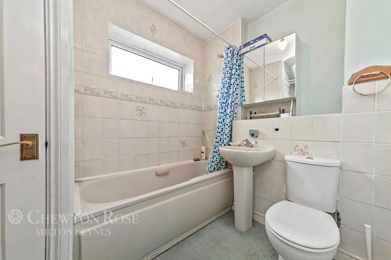 Wedgwood Avenue, Milton Blakelands, photo 24