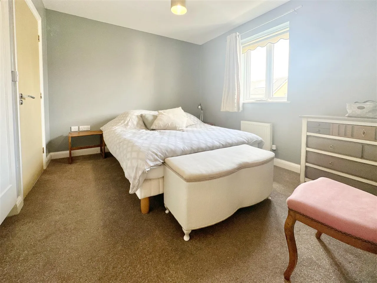 Pavilions Close, Brixham, photo 6