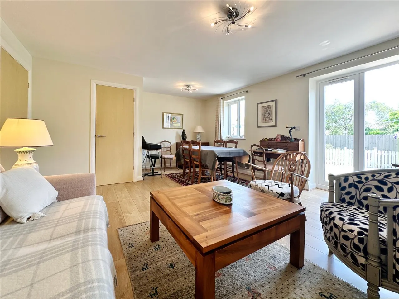 Pavilions Close, Brixham, photo 15