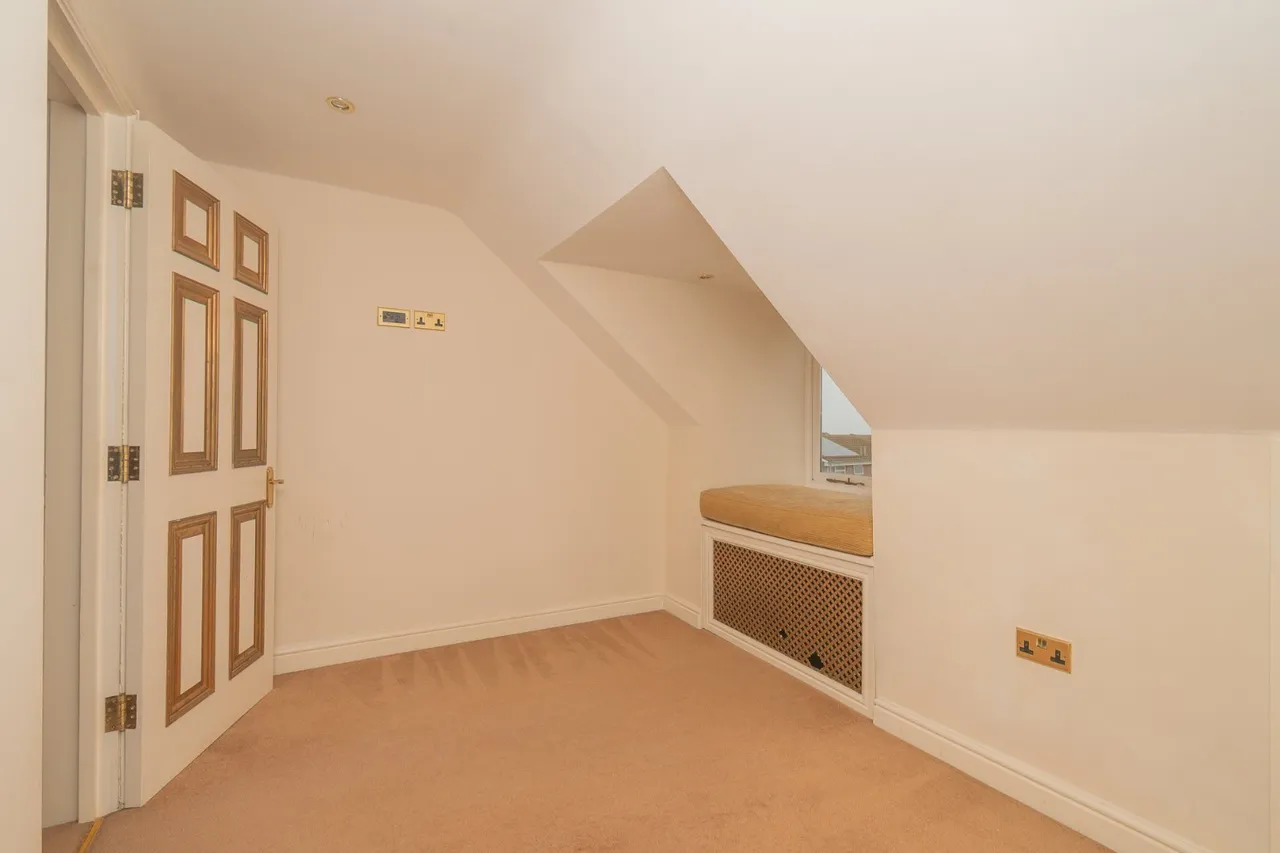 Westgate Bay Avenue, Westgate-on-Sea, CT8, photo 14