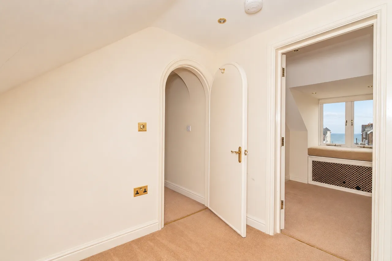 Westgate Bay Avenue, Westgate-on-Sea, CT8, photo 10
