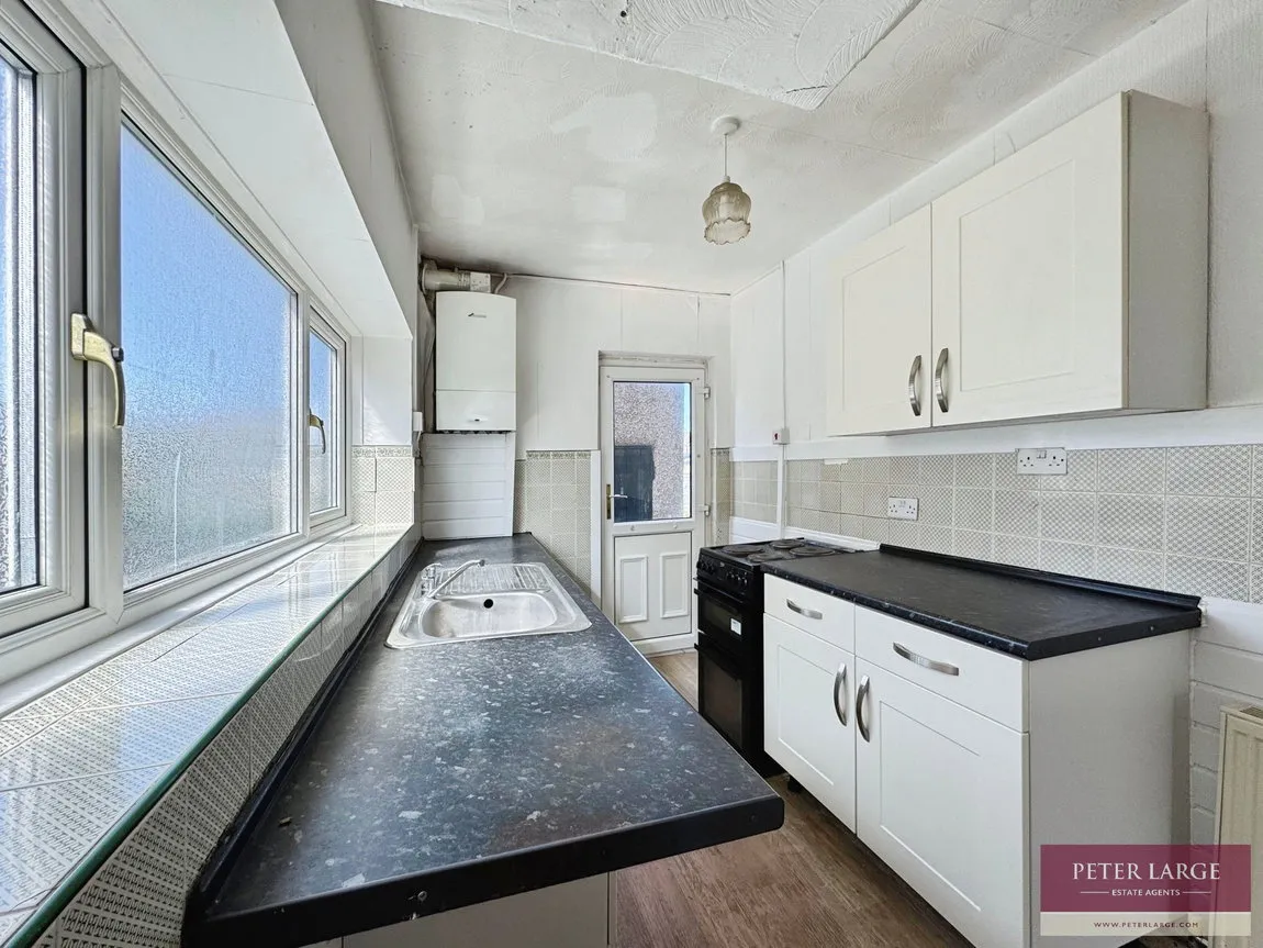 Trellewelyn Road, Rhyl, Denbighshire, LL18 4NB, photo 5