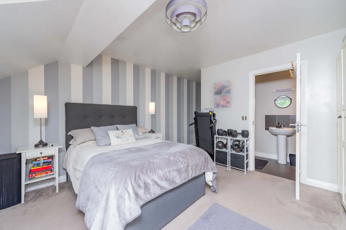 Willenhall, WV13, photo 10