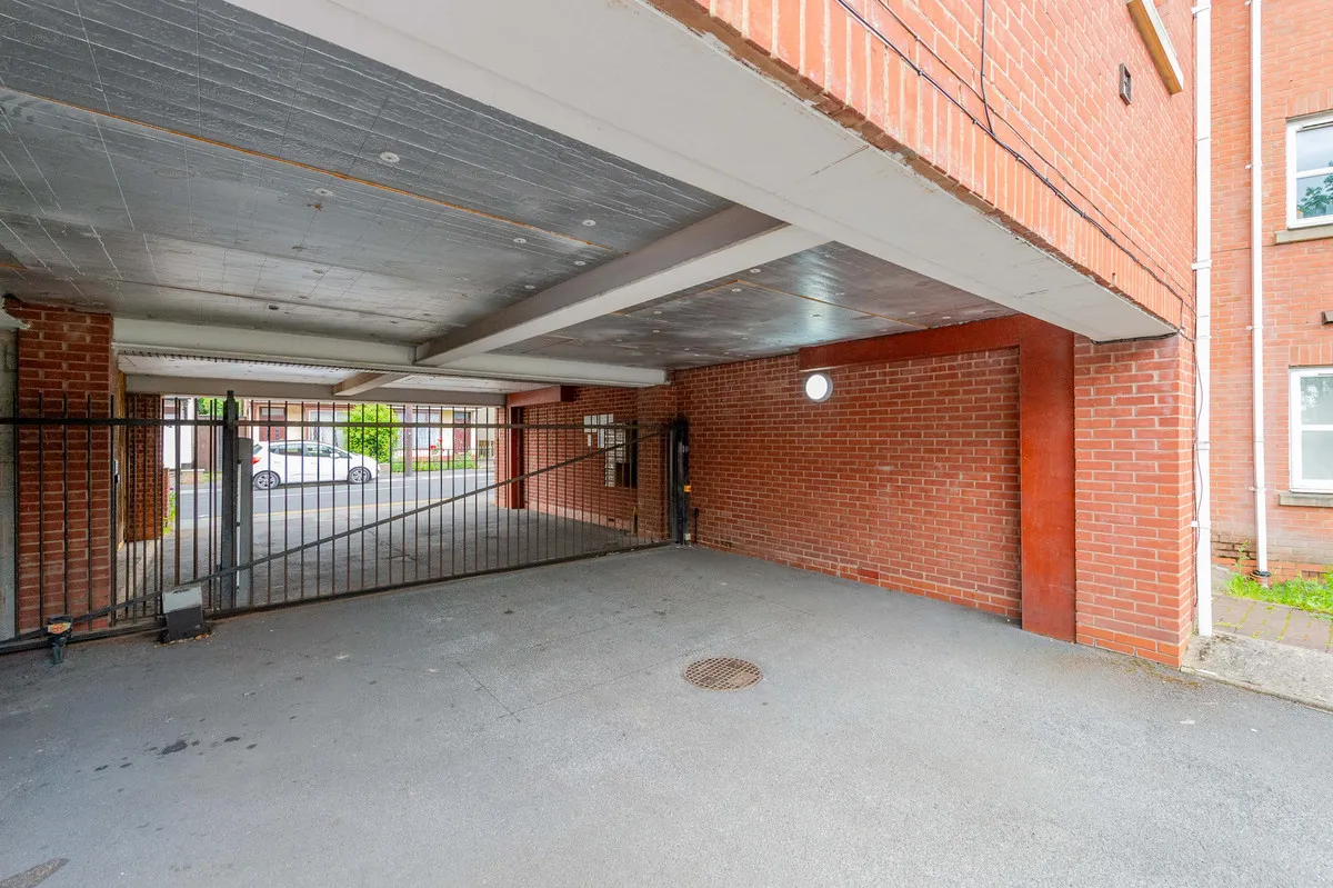Willenhall, WV13, photo 23