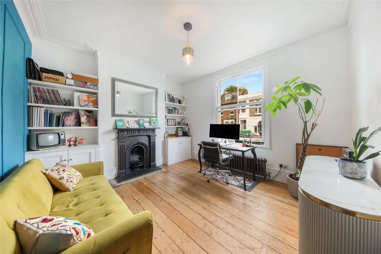 Calverley Grove, London, N19, photo 11