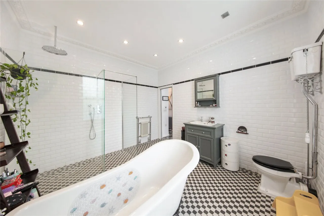 Calverley Grove, London, N19, photo 6