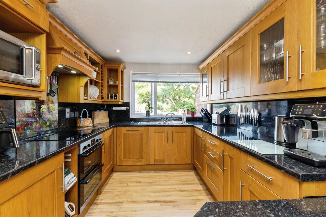 Woodside Road, Kingswood, BS15, photo 3