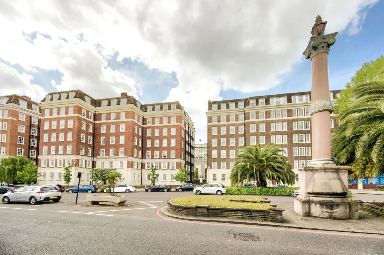 3 bed flat to rent, London, W14