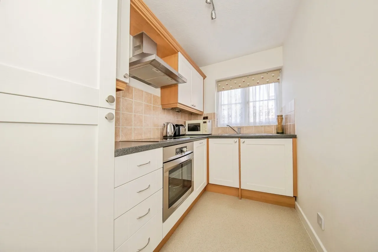 Belmont Place, Colchester, Essex, CO1, photo 3