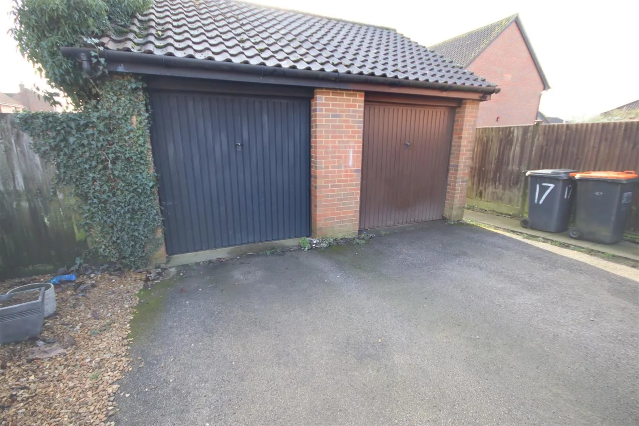 Bryant Way, Toddington, Bedfordhire LU5 6EX, photo 22