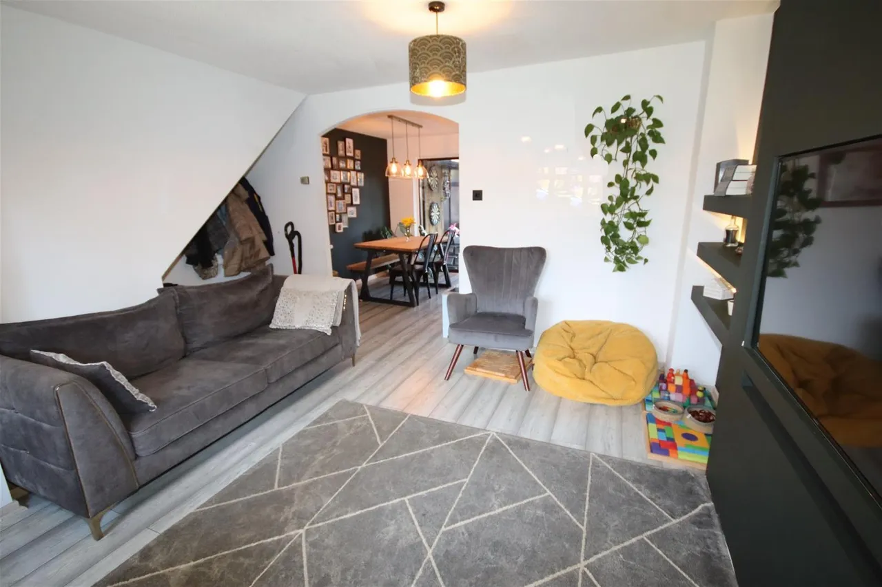 Bryant Way, Toddington, Bedfordhire LU5 6EX, photo 7