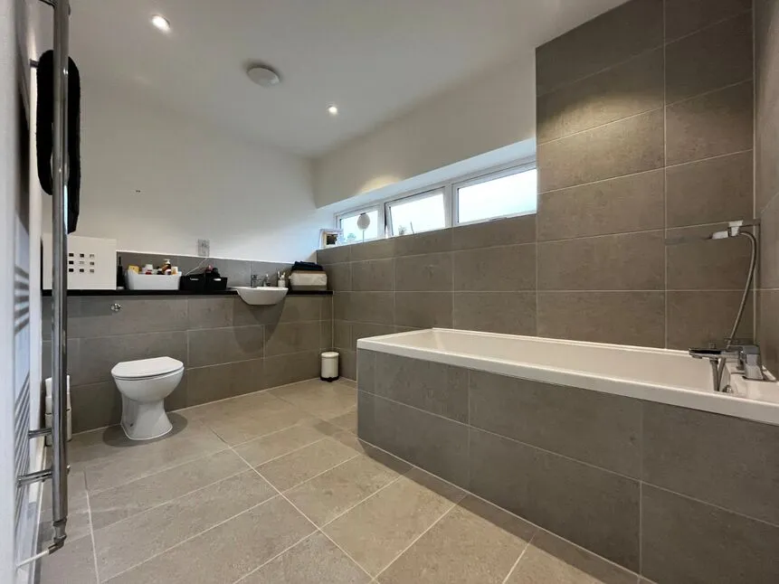 Spinnaker Mews, Southsea, Hampshire, PO4, photo 10
