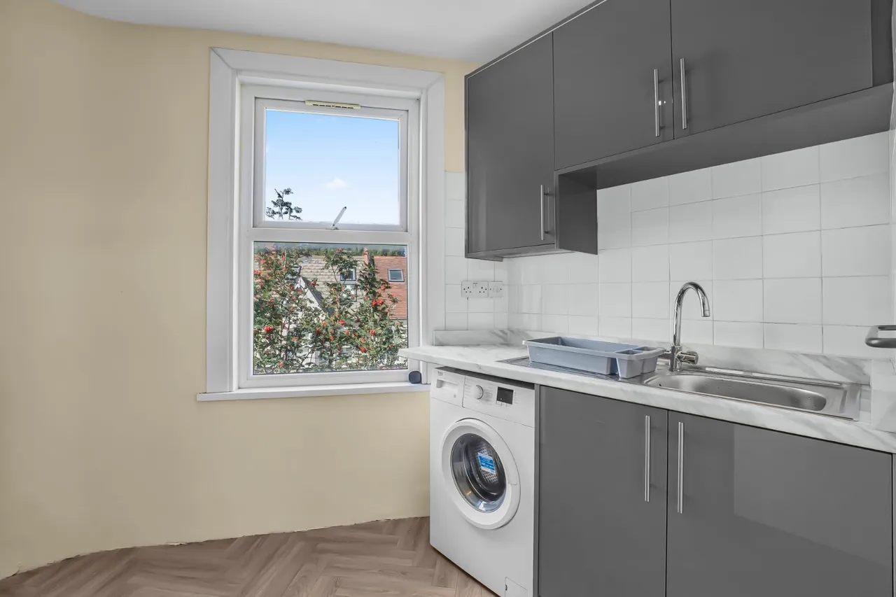 Barmouth Road, London, SW18, photo 7