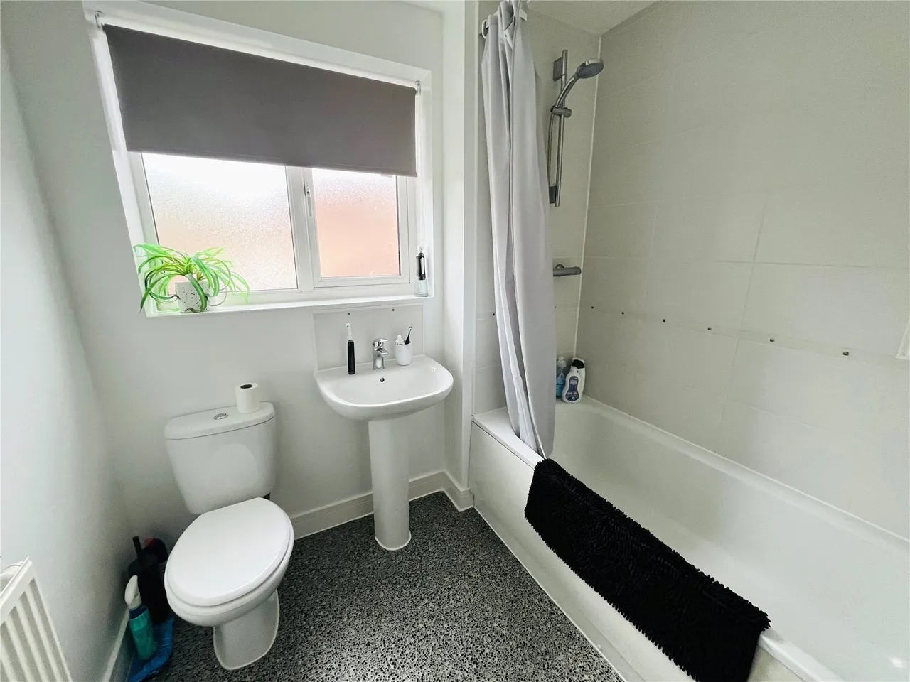 Ocean Drive, Warsop, NG20, photo 11