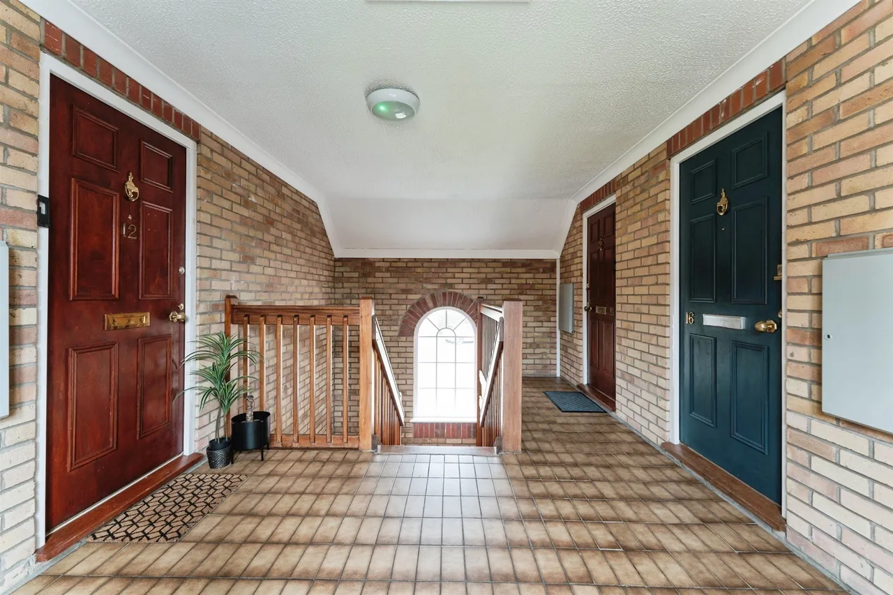 Camargue Drive, March, PE15, photo 19