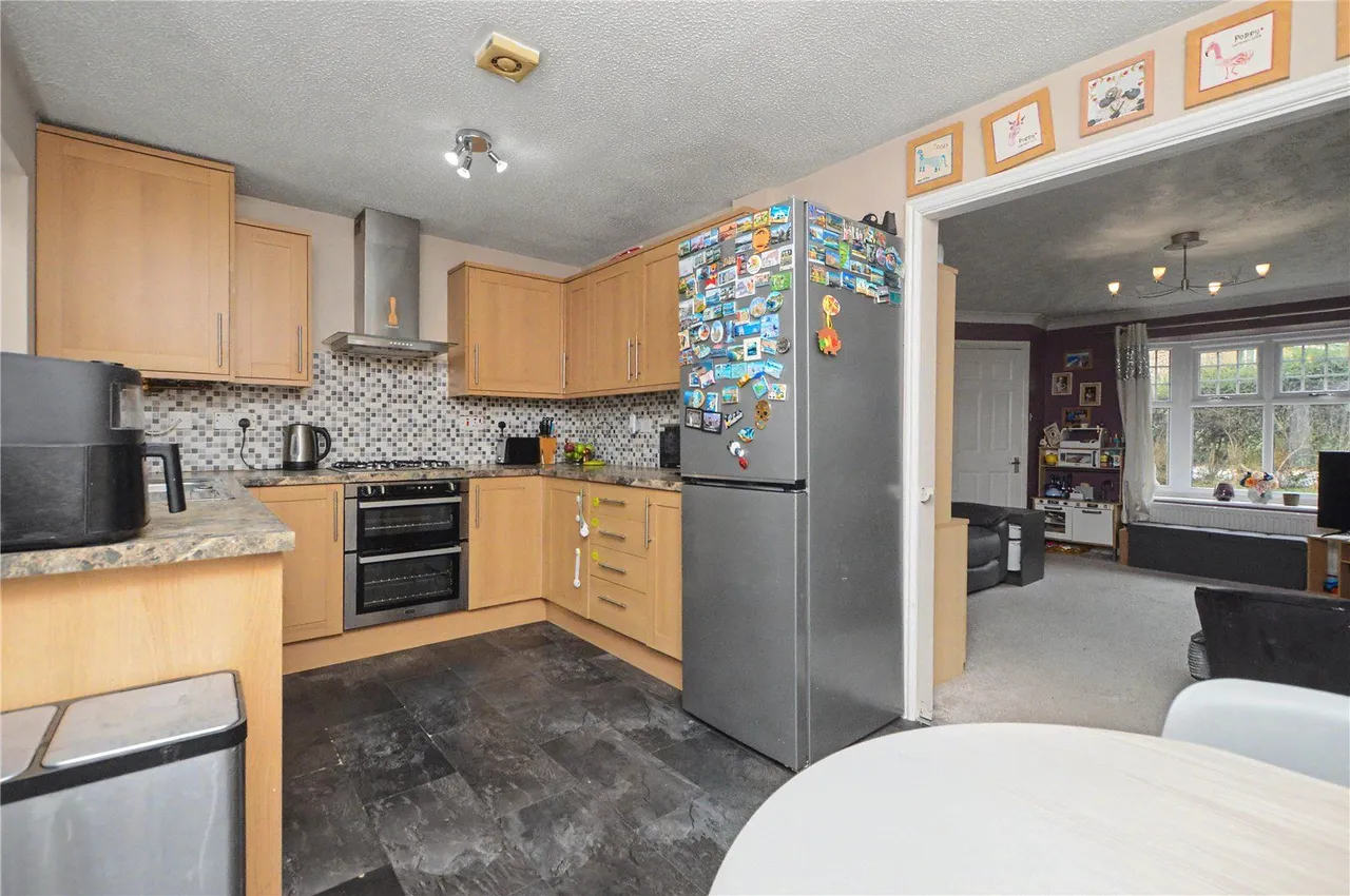 Ascot Gardens, Leeds, LS10, photo 3