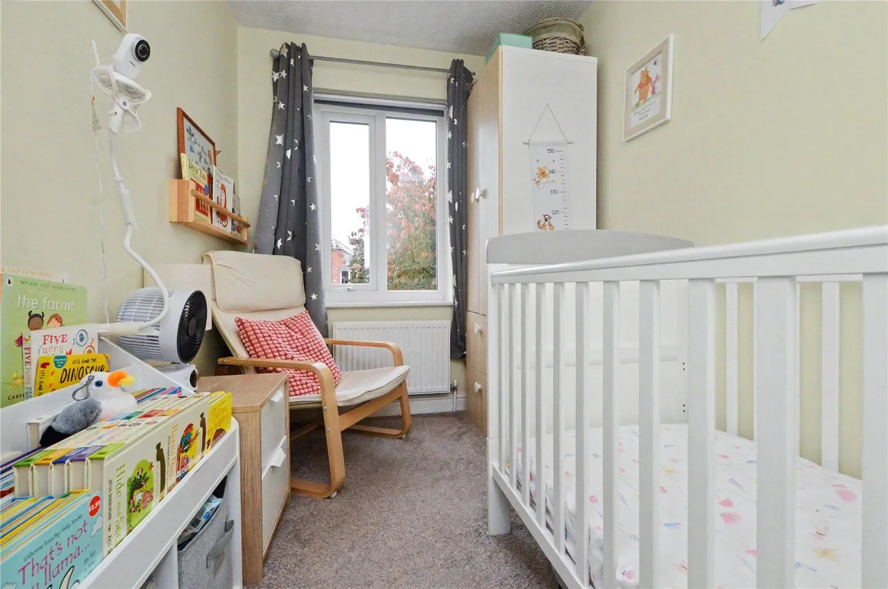 Ascot Gardens, Leeds, LS10, photo 11