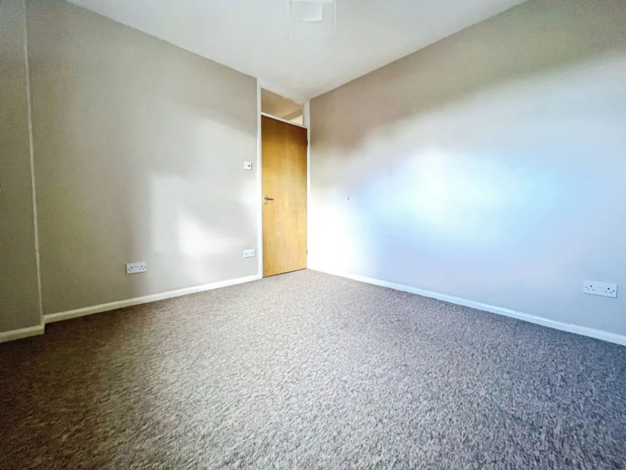 Priory Street, Ware, SG12, photo 6