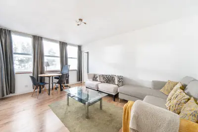 Flat 2, 202 Kensington Church Street, London