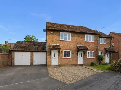 Claudians Close, Abbeymead