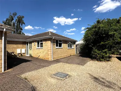 Station Road, Gloucestershire, Bishops Cleeve, GL52 8HH
