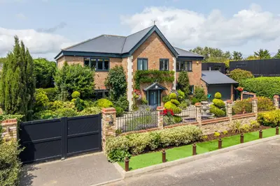 Fitzroy Avenue, Broadstairs, Kent, CT10 3LT
