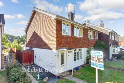 Strathmore Road, Ifield, RH11