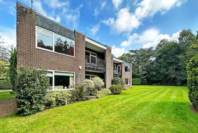 Bradgate Road, Altrincham, WA14