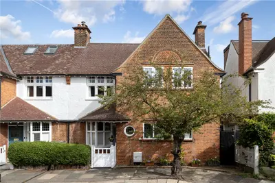 Holmesdale Avenue, East Sheen, SW14