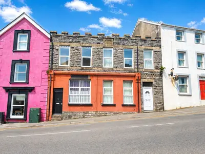 Victoria Road, Milford Haven, SA73