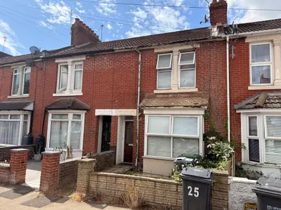 The Crescent, Eastleigh