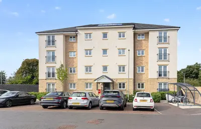Thornliebank Road, Thornliebank, G46