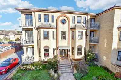 South Road, Hythe, CT21