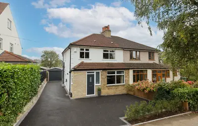 Emmott Drive, Rawdon, LS19