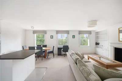 Ashgrove House, 28 Lindsay Square, Pimlico, London, SW1V