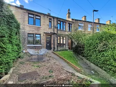 Empsall Row, Brighouse, HD6
