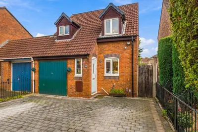 Montonfields Road, Monton, M30