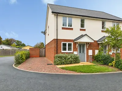 Shaw Close, Royston, SG8