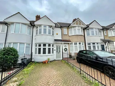 Lyndon Avenue, Sidcup, DA15