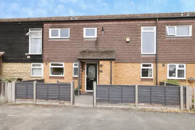 Pilgrims Way, Andover, SP10