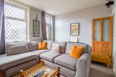 Old Hall Road, Chesterfield, S40