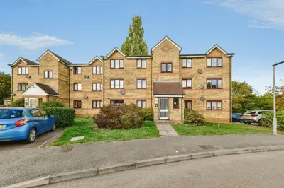 Prestatyn Close, Stevenage, SG1