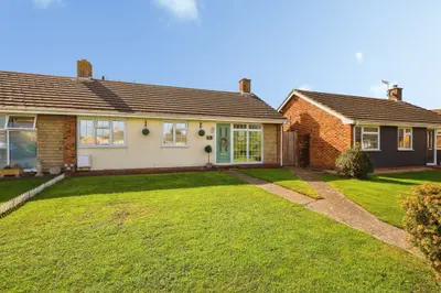 Hawksbridge Close, Eastbourne, BN22