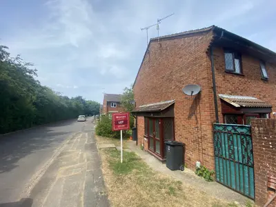 Risingham Mead, Westlea, SN5