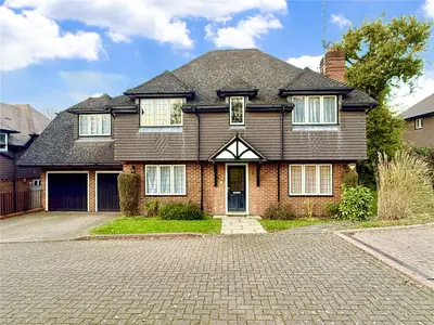Parkfield View, Potters Bar, Hertfordshire, EN6 1US