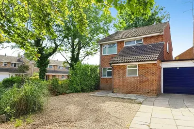 Upton Close, Farnborough, Hampshire, GU14 7EN