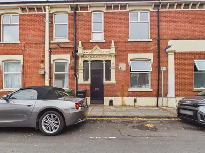 Frensham Road, Southsea, PO4